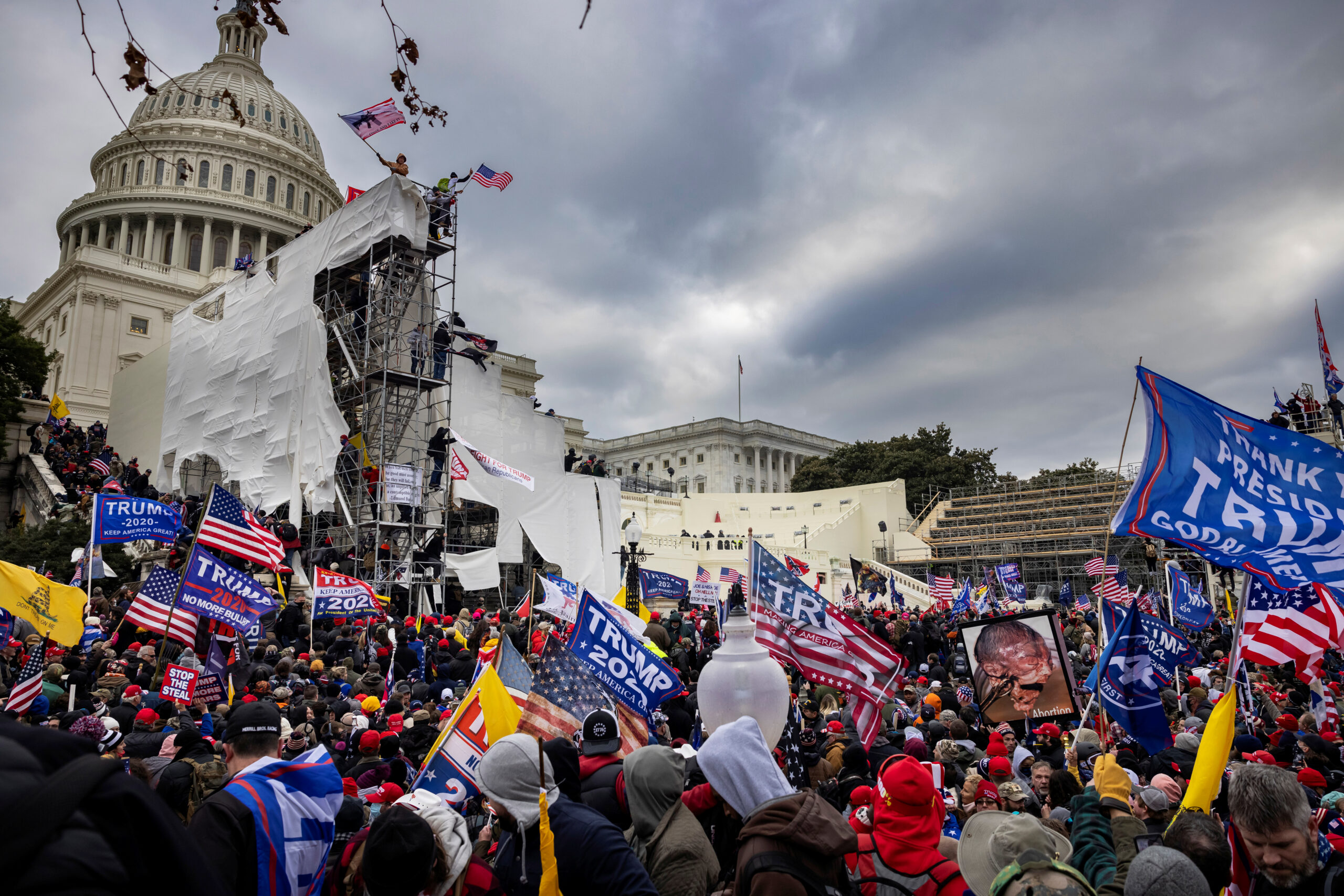 THE RISE OF NATIONALISM IN EUROPE AND SOCIAL DEMOCRATS' STRUGGLE FOR  SURVIVAL