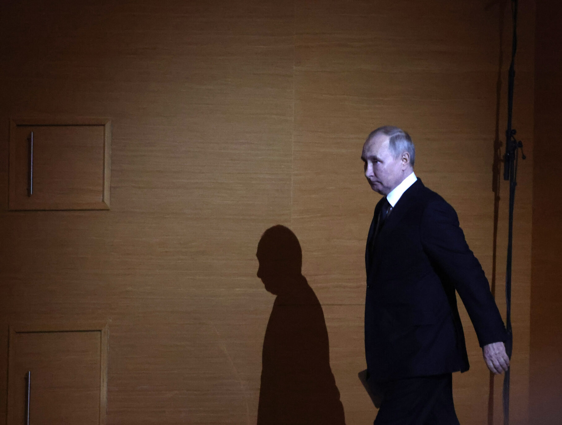 US, allies to tighten screws on Russian sanctions evasion